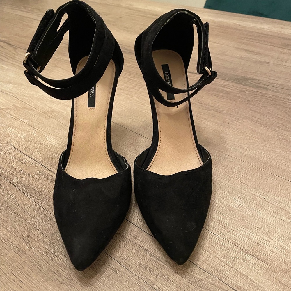 Forever21 dual strap black stilettos